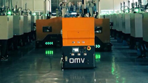 全向移载平台注塑机上下料OMV系统项目案例视频_汇聚