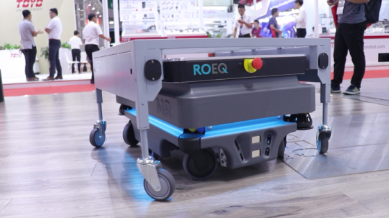 【MiR自主移动机器人】MiR200搭配ROEQ C300推车灵活实现货物搬运