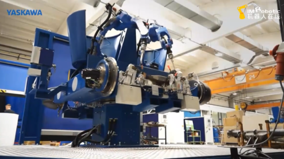電弧焊“機上機器人”焊接系統_安川機器人
