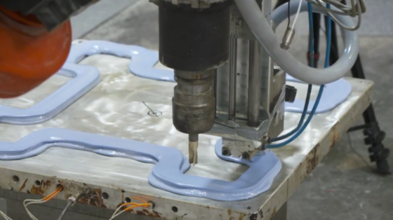 混合3D打印机器人为欧洲工业零件制造商提升40％的效率
