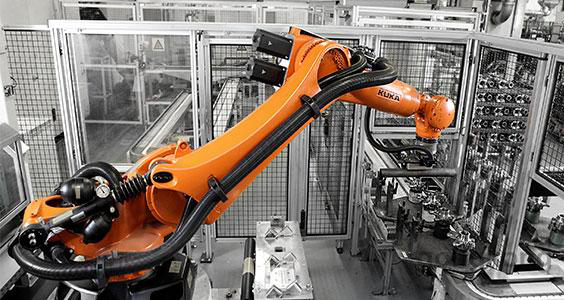 机器人自动化系统的特点_工业机器人行业热点资讯报道
