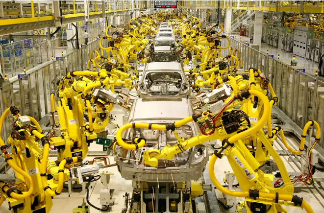 加速汽车产业发展，现代机器人“焊将”登场