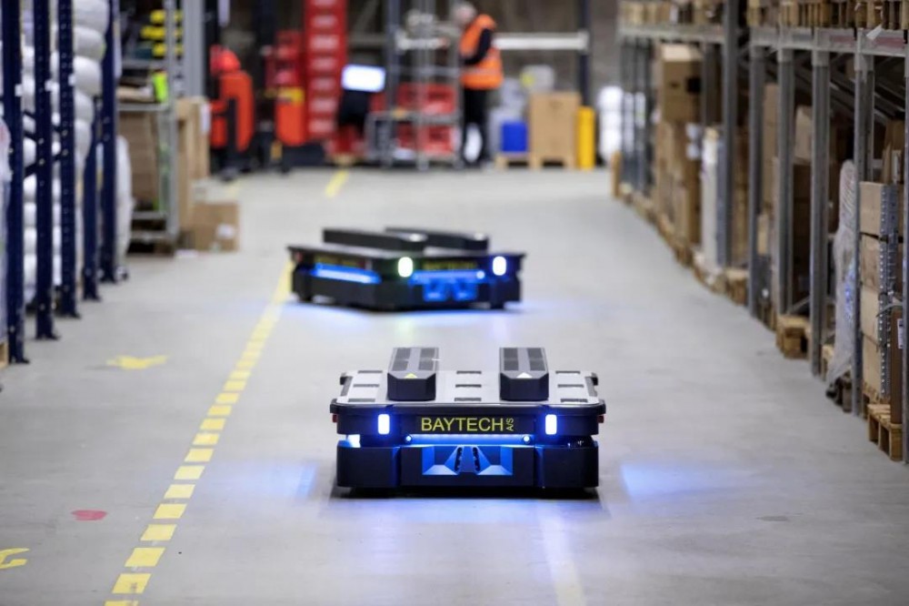 【MiR自主移动机器人】MiR自主移动机器人为整个制造和仓库环境中的物料运输工作流程实现自动化