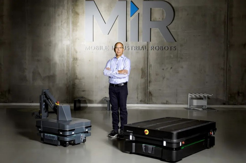 【MiR 】与 AutoGuide Mobile Robots 合并，为用户开拓更多 AMR 解决方案，夯实全球领导力
