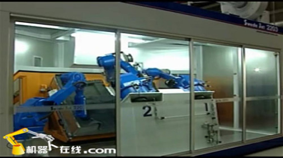 Yaskawa Robot 安川机器人 塑料加工 切割 水切割 