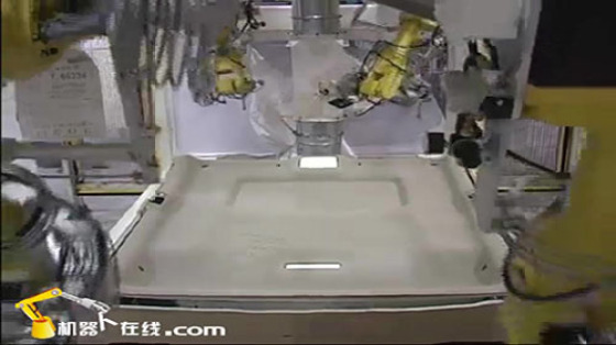 Fanuc Robot 发那科机器人 塑料加工 切割 水切割 