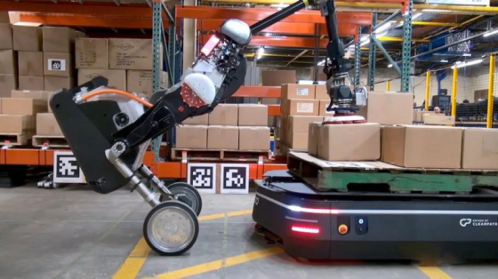 波士顿动力系列：双轮机器人Handle与物流机器人搭档